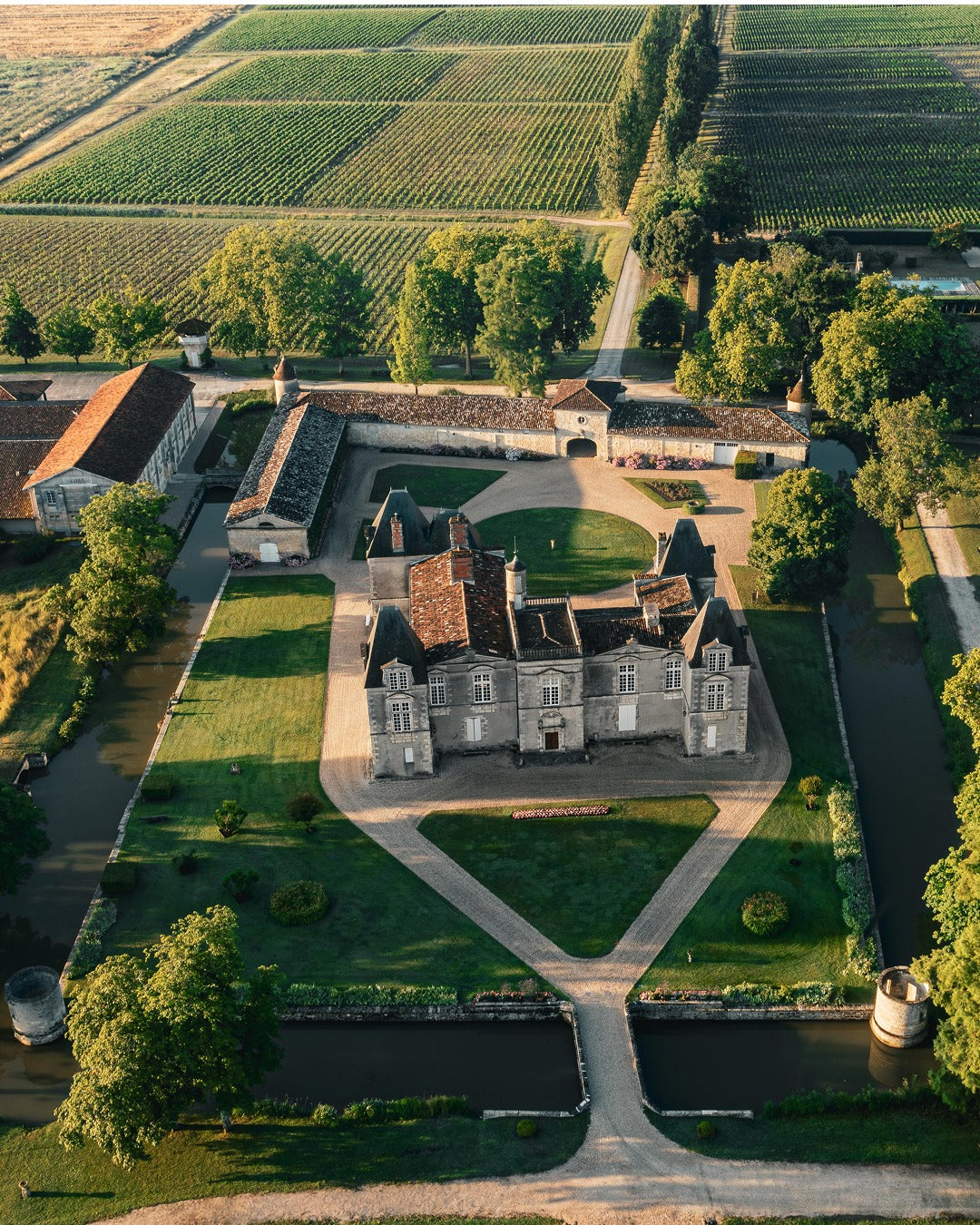 BLASSON D'ISSAN, Margaux, Bordeaux, 2019 - (EQW)