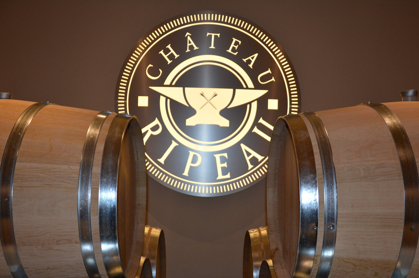 TOUR DE RIPEAU, Saint-Emilion Grand Cru, Bordeaux, 2015 - (EQW)