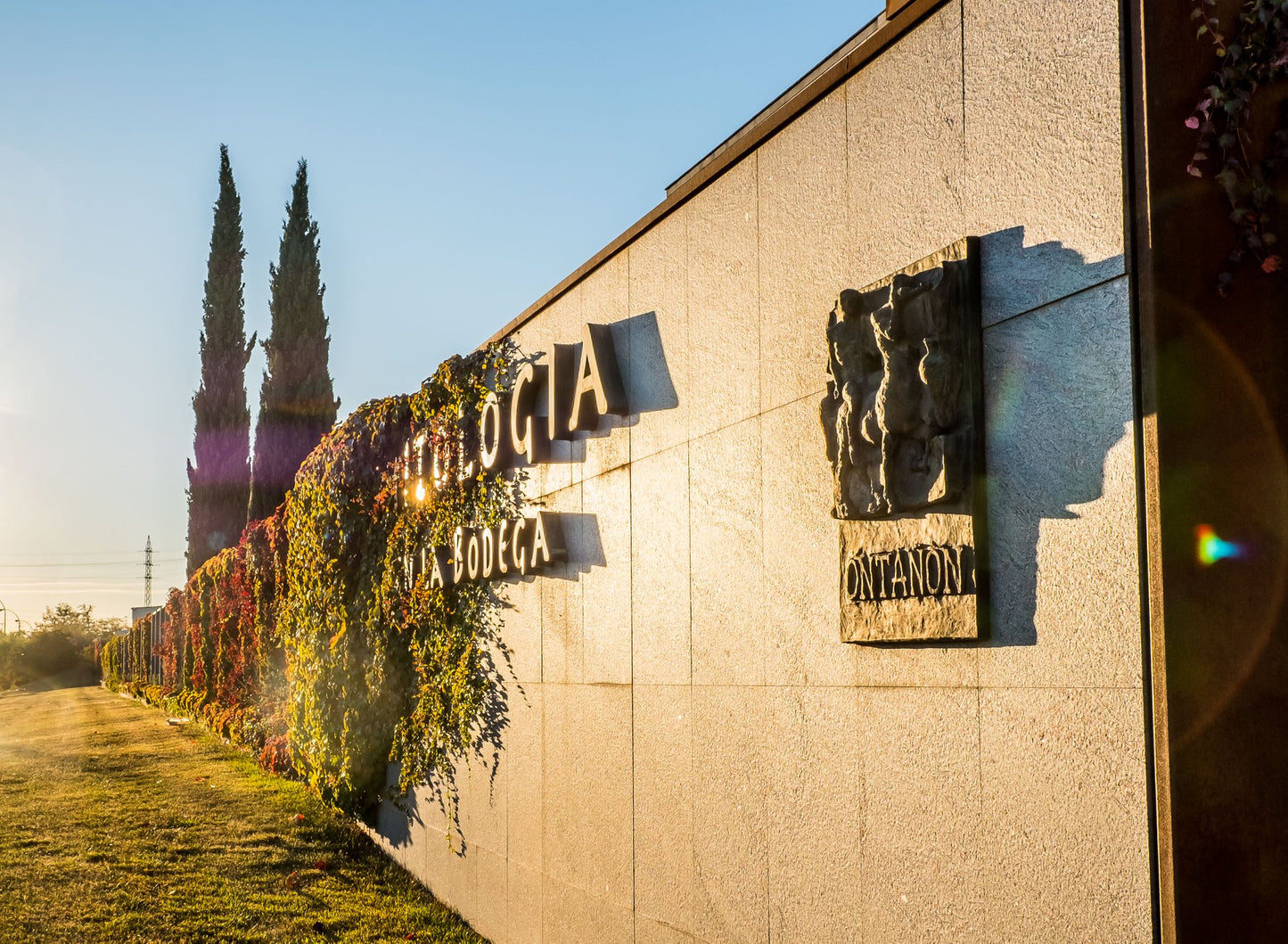 BODEGAS ONTANON, Antologia, Rioja Crianza, 2018 - (EQW)