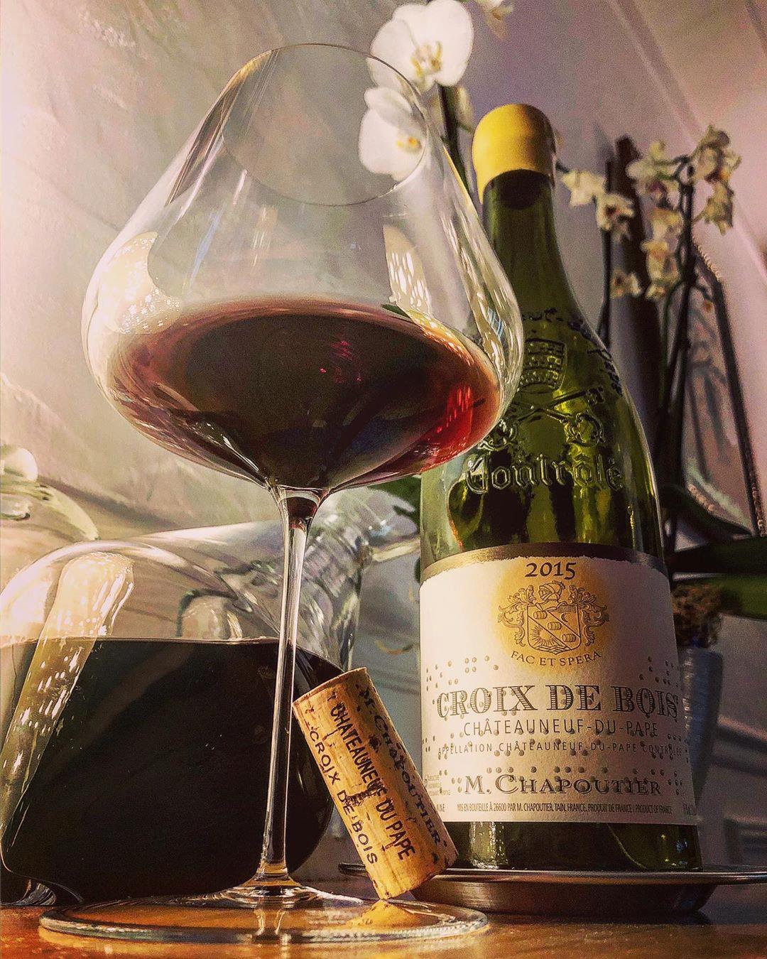 M CHAPOUTIER, Chateauneuf-du-Pape, Croix de Bois, 2016 - (WOTM)